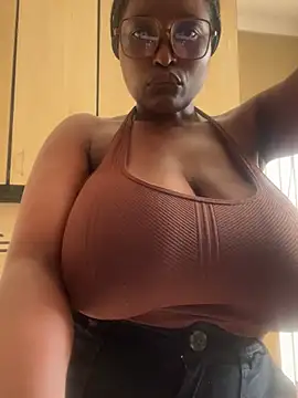 Bustygoddess32 online show from 01-19-25, 05:37