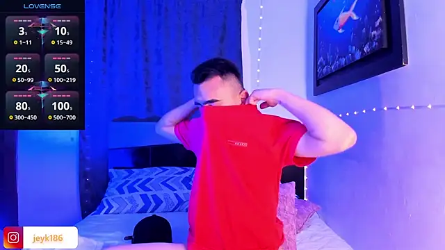 Snapshot of Jey_keler1 chatting on 01-26-25, 07:53 Jey keler1 online show from 01-26-25, 07:53