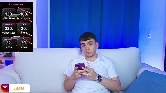 Snapshot of Jey_keler1 chatting on 11-15-25, 09:43 Jey keler1 online show from 11-15-25, 09:43