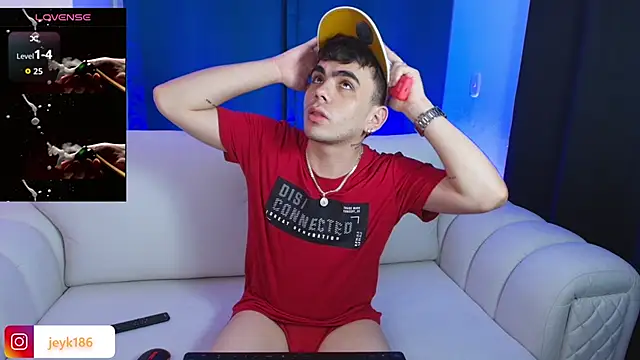 Snapshot of Jey_keler1 chatting on 11-19-25, 01:05 Jey keler1 online show from 11-19-25, 01:05