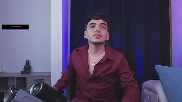 Snapshot of Jey_keler1 chatting on 04-10-26, 05:23 Jey keler1 online show from 04-10-26, 05:23