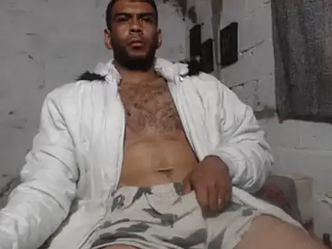 Snapshot of erik_alexander chatting on 01-06-25, 06:25 erik alexander online show from 01-06-25, 06:25