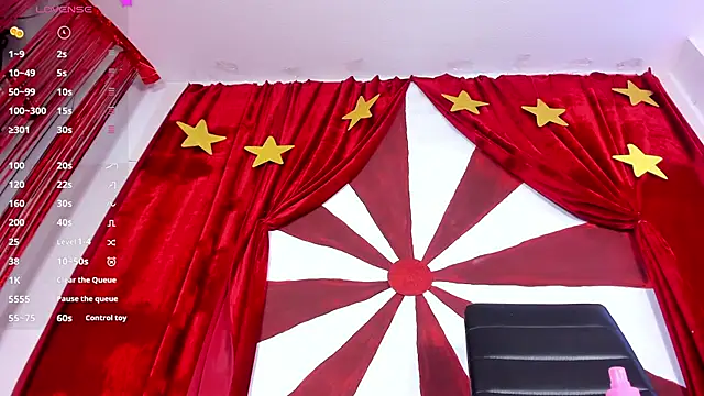 Snapshot of artmiaa chatting on 10-28-25, 12:52 artmiaa online show from 10-28-25, 12:52