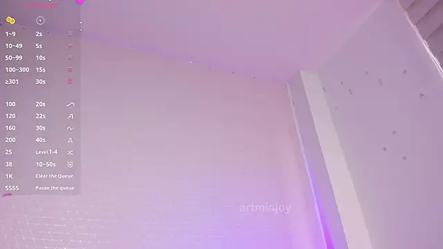 Snapshot of artmiaa chatting on 11-24-25, 12:38 artmiaa online show from 11-24-25, 12:38