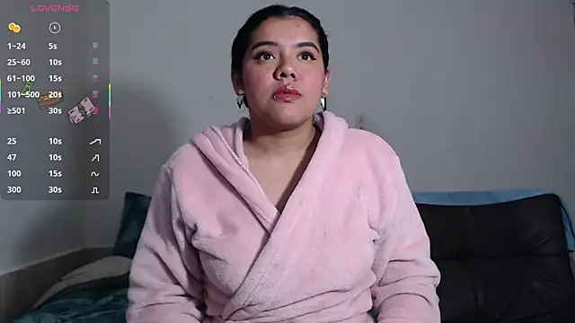 Snapshot of agata_22 chatting on 11-15-25, 03:37 agata 22 online show from 11-15-25, 03:37