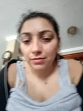 Snapshot of claudia chatting on 03-12-26, 11:38 claudia online show from 03-12-26, 11:38