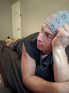 Snapshot of cdressupdiva chatting on 02-21-26, 09:16 cdressupdiva online show from 02-21-26, 09:16