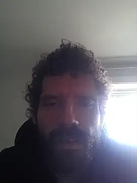 Snapshot of RuleMasterX chatting on 10-19-25, 05:35 RuleMasterX online show from 10-19-25, 05:35