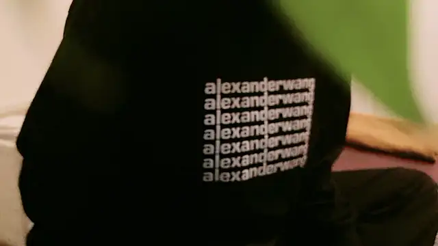 POCARI SWEAT online show from 02-23-26, 02:31