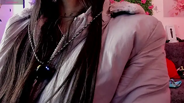 Alaia Asuka online show from 09-13-25, 12:10