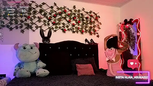 Snapshot of Alaia_Asuka chatting on 11-23-25, 01:27 Alaia Asuka online show from 11-23-25, 01:27