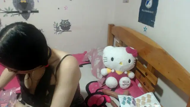 montthbluee online show from 11-25-25, 01:05