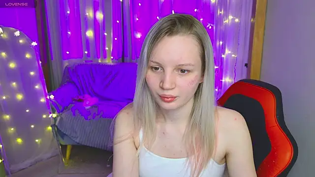 Beatrica Klein online show from 01-01-25, 01:48
