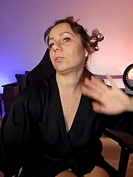angela 88 online show from 01-10-25, 09:20