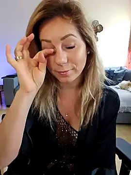 angela 88 online show from 01-17-25, 10:33