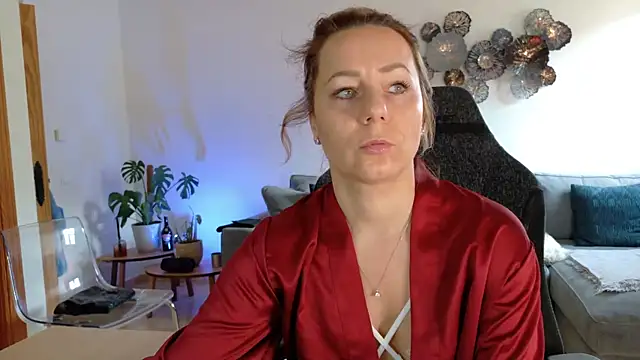 angela 88 online show from 02-25-25, 09:42