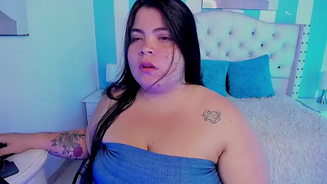 Snapshot of sobigcurvy4u chatting on 12-14-24, 03:36 sobigcurvy4u online show from 12-14-24, 03:36