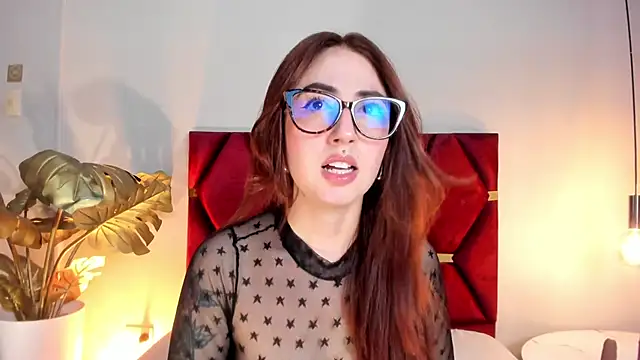 Emilywatsonn online show from 10-29-25, 10:00