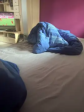 Snapshot of Bennyben8604 chatting on 02-09-25, 11:25 Bennyben8604 online show from 02-09-25, 11:25