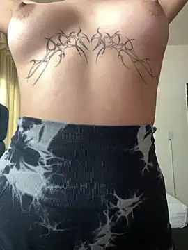 Lia sex69 online show from 02-11-25, 06:11