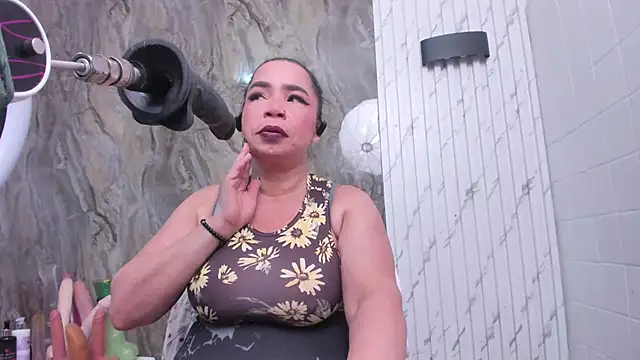 annie wigg online show from 12-18-25, 03:45