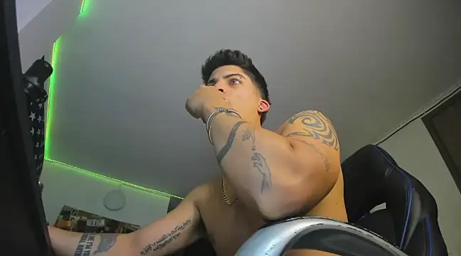 charlie hotxxx online show from 02-13-25, 03:50