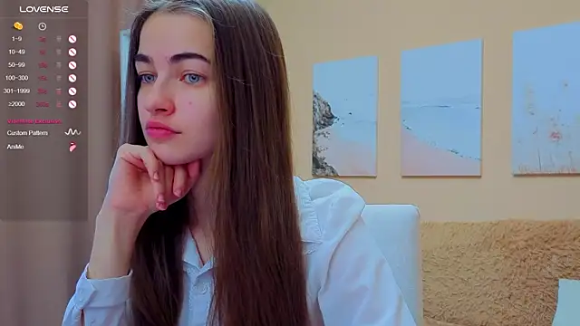 Snapshot of AstoriyaNight chatting on 10-16-25, 04:02 AstoriyaNight online show from 10-16-25, 04:02