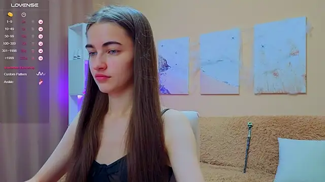 Snapshot of AstoriyaNight chatting on 11-02-25, 04:26 AstoriyaNight online show from 11-02-25, 04:26