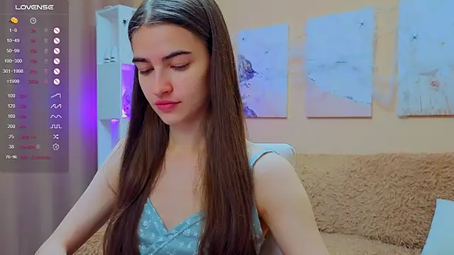 Snapshot of AstoriyaNight chatting on 11-08-25, 05:07 AstoriyaNight online show from 11-08-25, 05:07