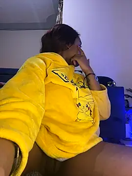 Cherrytowild online show from 11-13-25, 06:29