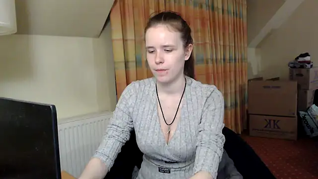 Snapshot of Princess-Lilly chatting on 01-16-25, 04:39 Princess-Lilly online show from 01-16-25, 04:39