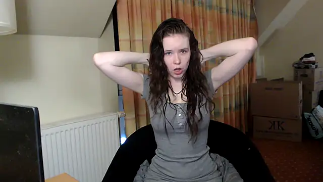 Snapshot of Princess-Lilly chatting on 01-21-25, 03:04 Princess-Lilly online show from 01-21-25, 03:04