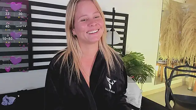 stefanny ruiz  online show from 12-27-24, 03:59