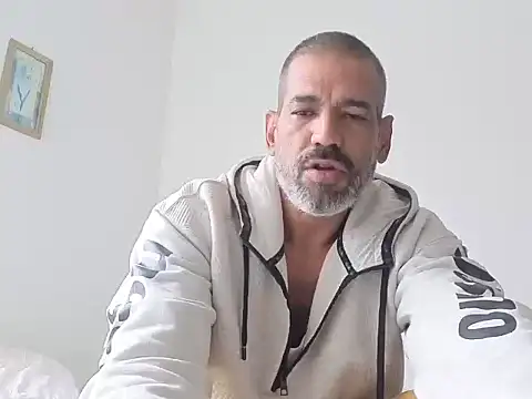 Snapshot of jackbigcock11 chatting on 01-10-26, 05:58 jackbigcock11 online show from 01-10-26, 05:58