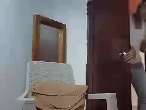 Snapshot of jackbigcock11 chatting on 04-15-26, 09:37 jackbigcock11 online show from 04-15-26, 09:37