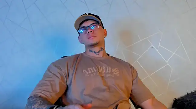 NoahhBrown online show from 01-17-25, 03:34