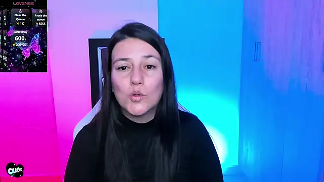 Saskyaa online show from 03-19-25, 01:43