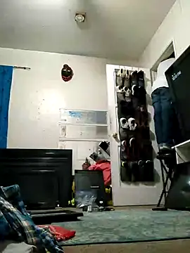 Snapshot of LongDickZee562 chatting on 12-06-24, 06:15 LongDickZee562 online show from 12-06-24, 06:15