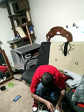 Snapshot of LongDickZee562 chatting on 02-25-25, 01:20 LongDickZee562 online show from 02-25-25, 01:20