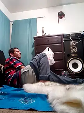 Snapshot of LongDickZee562 chatting on 02-28-25, 06:32 LongDickZee562 online show from 02-28-25, 06:32