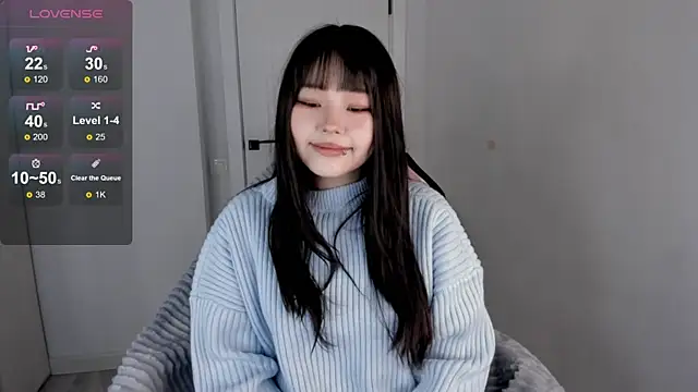 Snapshot of hee_young11 chatting on 10-09-25, 05:44 hee young11 online show from 10-09-25, 05:44