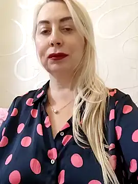 Snapshot of HotJanet chatting on 01-08-25, 07:34 HotJanet online show from 01-08-25, 07:34