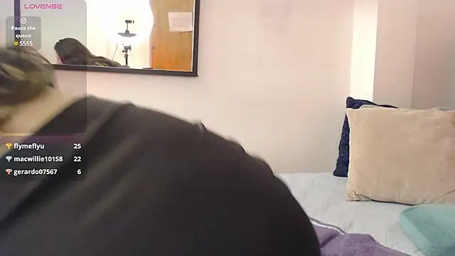 Snapshot of _Alice_Horny_Gh chatting on 01-19-25, 10:17 Alice Horny Gh online show from 01-19-25, 10:17