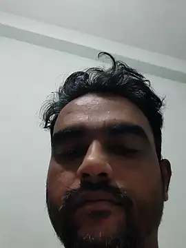 Snapshot of suton1 chatting on 12-26-24, 05:40 suton1 online show from 12-26-24, 05:40