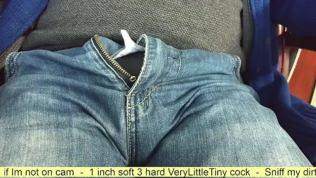 Snapshot of smoothandtiny chatting on 11-06-25, 07:48 smoothandtiny online show from 11-06-25, 07:48