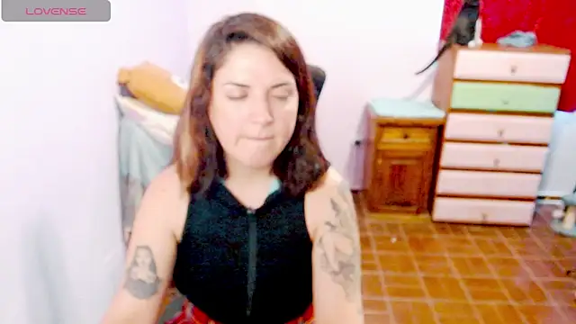 raquellov1 online show from 11-02-25, 08:00