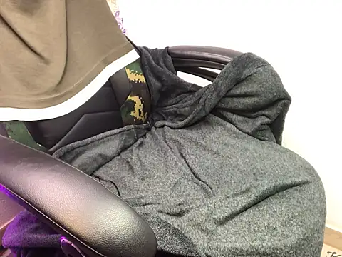 layneinchains online show from 10-13-25, 07:52