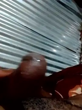 Snapshot of walPssY1 chatting on 11-05-25, 11:10 walPssY1 online show from 11-05-25, 11:10