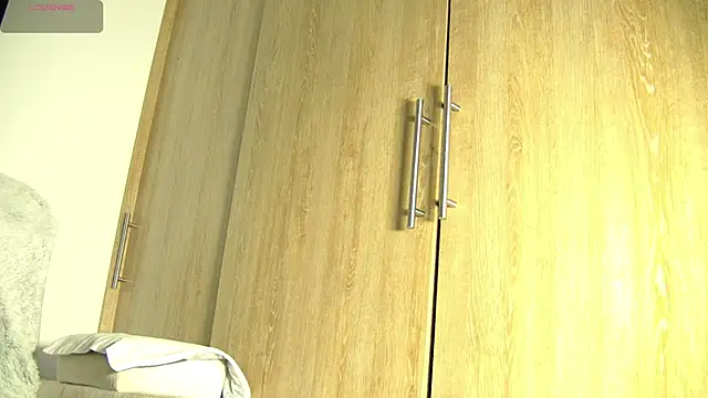 aidaadams online show from 11-20-25, 11:21