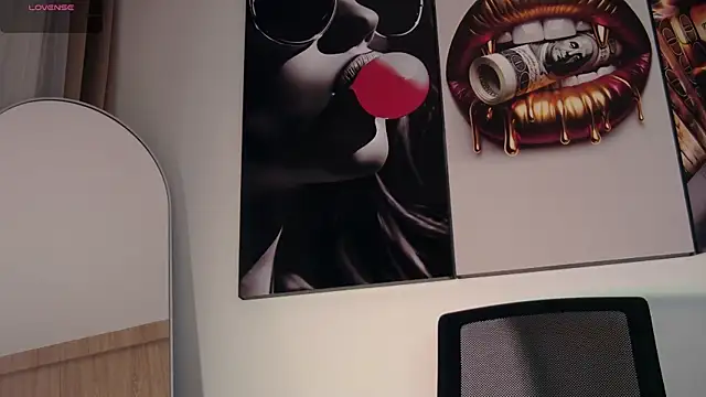 aidaadams online show from 12-19-25, 10:55